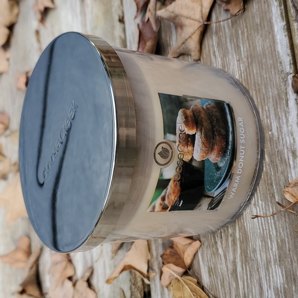 Goose Creek Candle Warm Donut Sugar - Picture 7 of 8